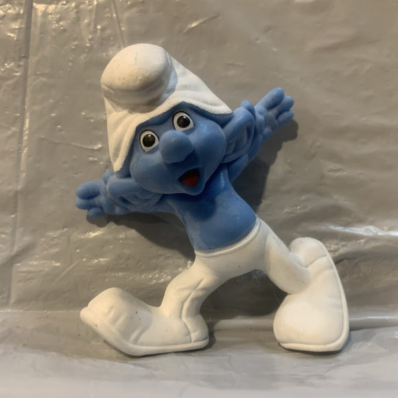 Clumsy Smurf peyo 2013 Mcdonalds Smurfs Toy Figure Action Figure AA19