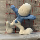 Clumsy Smurf peyo 2013 Mcdonalds Smurfs Toy Figure Action Figure AA19