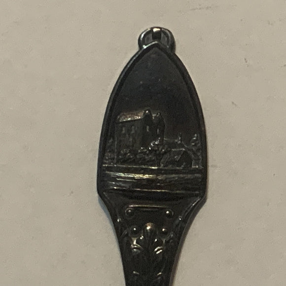 Old Farm Building collectable Souvenir Spoon PL