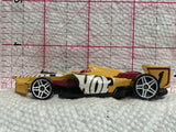 Yellow Winning Formula CFG97 2014 Hot Wheels Diecast Car