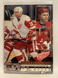 #61 Vladimir Konstantinov Detroit Red Wings 1994-95 Fleer Ultra Hockey Card