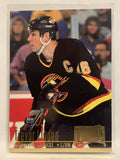 #226 Trevor Linden Vancouver Canucks 1994-95 Fleer Ultra Hockey Card