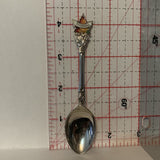 Churchill Manitoba Maple Leaf Canada collectable Souvenir Spoon PQ