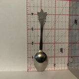 Churchill Manitoba Maple Leaf Canada collectable Souvenir Spoon PQ