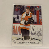 #138 Claude Giroux Philadelphia Flyers  Series 1 2018-19 Upper Deck Hockey Card A2Y