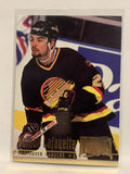 #225 Nathan Lafayette Vancouver Canucks 1994-95 Fleer Ultra Hockey Card