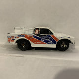 White Ford Bad Mudder ©1997 Hot Wheels Diecast Car DB