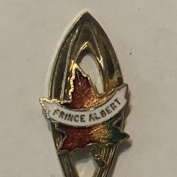 Prince Albert Saskatchewan Maple Leaf collectable Souvenir Spoon PT