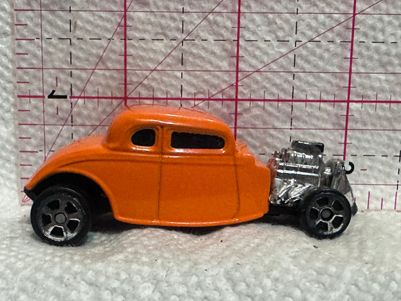Orange 1934 Ford Hot Rod Maisto Diecast Car