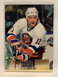 #129 Darius Kasparaitis New York Islanders 1994-95 Fleer Ultra Hockey Card