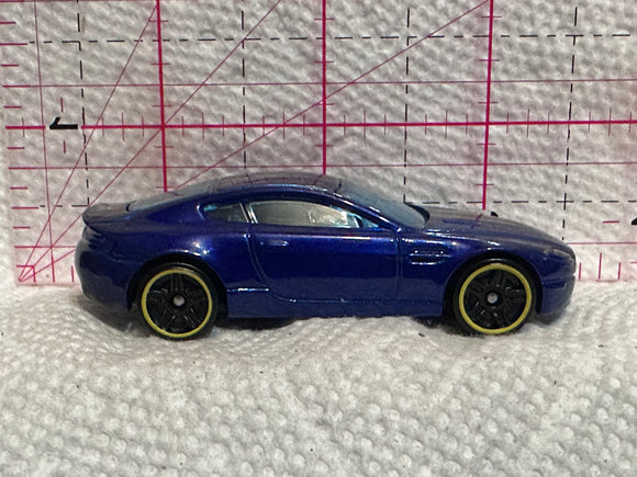 Blue Aston Martin V8 Vantage 2015 Hot Wheels Diecast Car