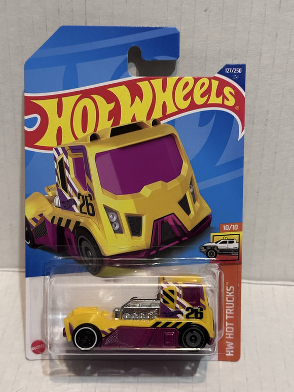 Yellow Rennen Rig HW Hot Trucks 10/10 127/250 HCX55 2021 Hot Wheels Diecast Car