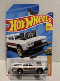 White Cruise Bruiser HW Wagons 3/5 201/250 HCX72 2021 Hot Wheels Diecast Car
