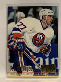 #133 Pierre Turgeon New York Islanders 1994-95 Fleer Ultra Hockey Card