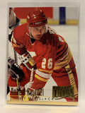 #34 Robert Reichel Calgary Flames 1994-95 Fleer Ultra Hockey Card