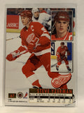 #67 Steve Yzerman Detroit Red Wings 1994-95 Fleer Ultra Hockey Card