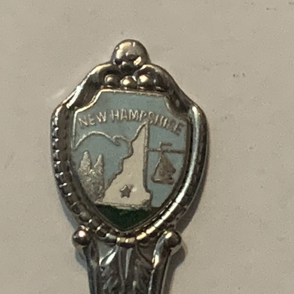 New Hampshire  collectable Souvenir Spoon PZ