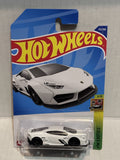 White LB-Works Lamborghini Huracan Coupe HW Exotics 3/10 172/250 HCT97 2021 Hot Wheels Diecast Car
