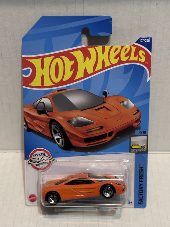 Orange McLaren F1 Factory Fresh 4/10 107/250 HCX13 2021 Hot Wheels Diecast Car