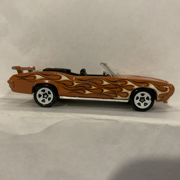 Red Flames '70 Pontiac GTO ©2007 Hot Wheels Diecast Car DL