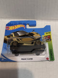 Gold Pagini Huayra HW Exotics 10/10 244/250 GRY90 G1 2018 Hot Wheels Diecast Car