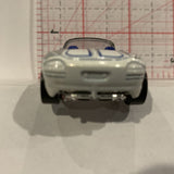 White Chrysler 1997 Dodge Concept Car Hot Wheels Diecast Car DN