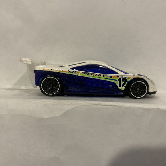 White HW Protoype ©2001 Hot Wheels Diecast Car DN