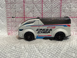 White Vanster BDC73 2013 Hot Wheels Diecast Car