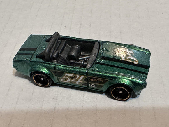 Green #54 Triumph TR6 N4036 N30 2009 Hot Wheels Diecast Car