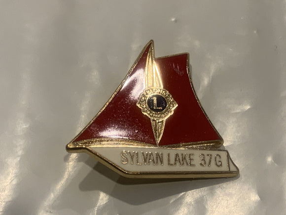 Sylvan Lake 37G Lions Club Sail Boat Lapel Hat Pin DY