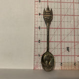 England Queen's Guard Building Collectable Souvenir Spoon DR