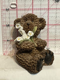 Teddy Bear holding White Flowers Courty Gardens Bears 2000 Figurine Ornament