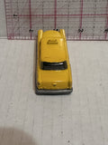 Yellow Taxi Checker Cab 1/62 2003  Matchbox Diecast Car