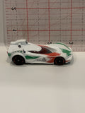 White Scoopa Di Puago 2009 Hot Wheels Toy Diecast Car