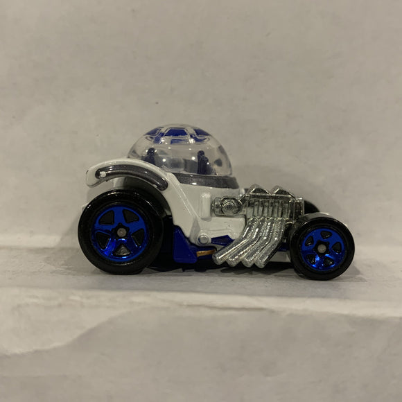 White RD D2 Droid Racer CGW37 Hot Wheels Diecast Car EC