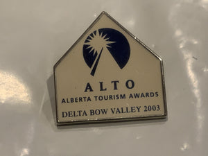 Alto Alberta Tourism Awards Delta Bow Valley 2003  Lapel Hat Pin EC
