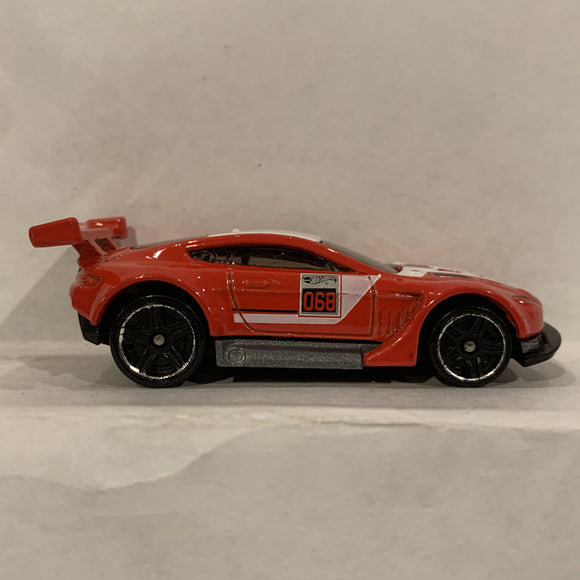 Red Aston Martin Vantage GT3 ©2014 Hot Wheels Diecast Car ED