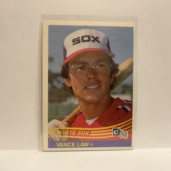 #546 Vance Aaron Law Chicago White Sox 1984 Donruss Baseball Card IV