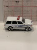 White NYPD Ford Explorer Real Toy Toy Diecast Car