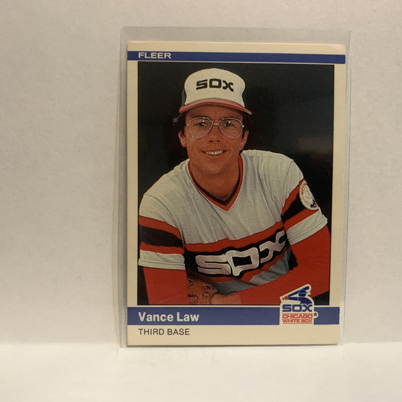 #68 Vance Law Chicago White Sox 1984 Fleer Baseball Card IY