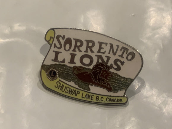Sorrento Lions Shuswap Lake BC Canada Lions Club Lapel Hat Pin EG