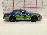 Blue Taxi Cab 2006 Ford Crown Victoria J34 1/71 2005 Matchbox Diecast Car