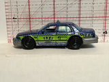 Blue Taxi Cab 2006 Ford Crown Victoria J34 1/71 2005 Matchbox Diecast Car