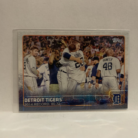 #126 Team Card Detroit Tigers 2015 Topps Series 1 Baseball Card I1