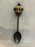 Jasper Canada Grizzley Bear Maple Leaf Souvenir Spoon