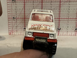 White Dirty Dog 1988 Jeep Hot Wheels Diecast Car