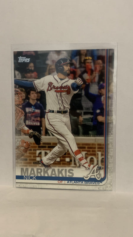 #350 Nich Markakis Atlanta Braves 2019 Topps Series 1 Baseball Card