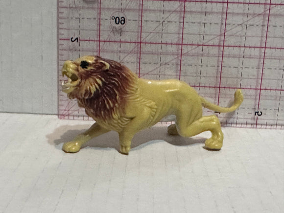 Roaring Male Lion Cat  Toy Animal
