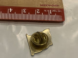 Waving USA American Flags Lapel Hat Pin CB