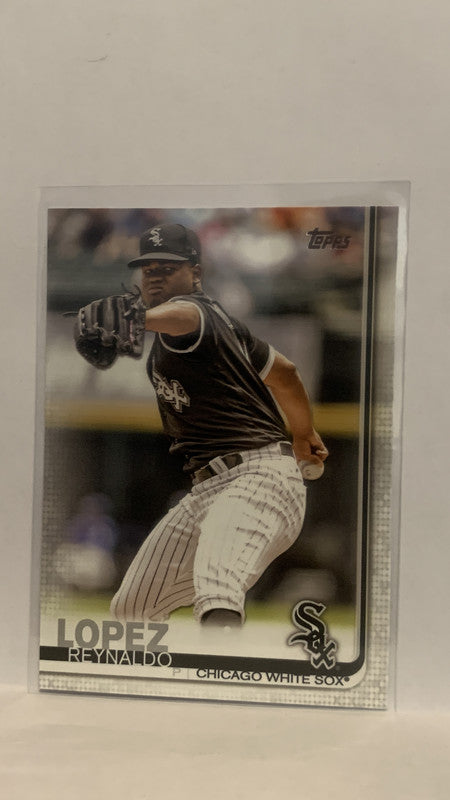 #111 Reynaldo Lopez Chicago White Sox 2019 Topps Series 1 Baseball Card